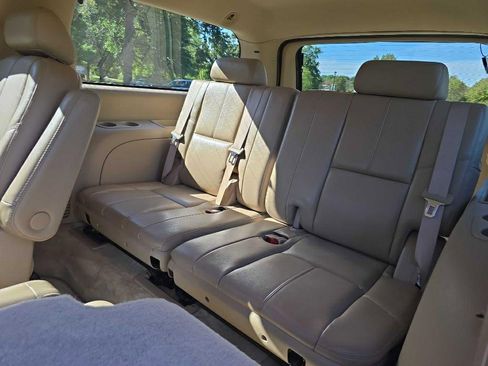 Used 2008 GMC Yukon XL Denali image 25