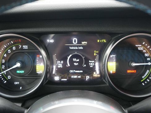 Used 2021 Jeep Wrangler Unlimited Rubicon 4xe w/ Cold Weather Group AWD/4WD image 17