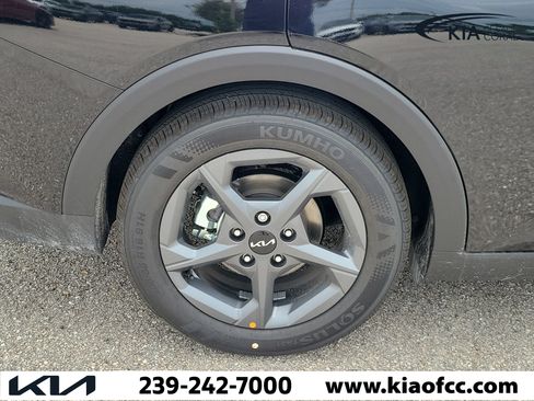 New 2026 Kia K4 FWD image 9