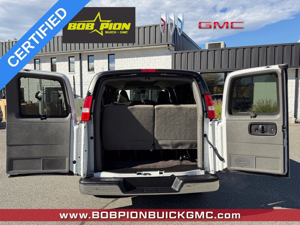 Used 2025 GMC Savana 3500 LT w/ LT Preferred Equipment Group RWD image 7