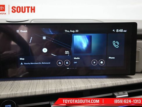 Used 2025 Hyundai Santa Fe Calligraphy AWD/4WD image 13