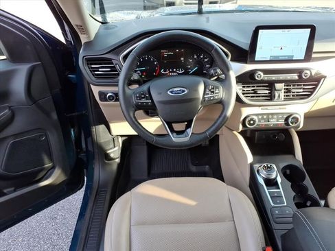 Used 2020 Ford Escape SEL image 15