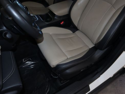 Used 2023 Subaru Outback Limited XT AWD/4WD image 33