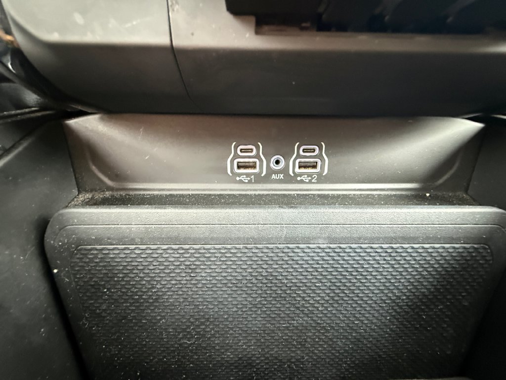 Used 2026 RAM 1500 Laramie AWD/4WD image 34