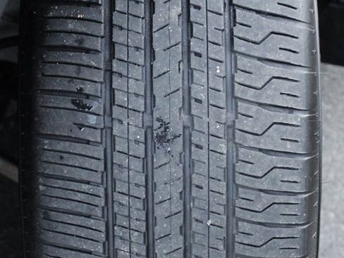 Certified 2025 Nissan Rogue SL w/ Tech Package image 15