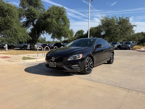 Used 2018 Volvo S60 T5 Dynamic w/ Vision Package FWD image 2