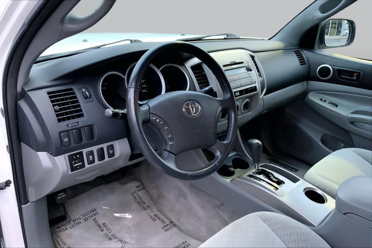 Used 2010 Toyota Tacoma PreRunner RWD image 14
