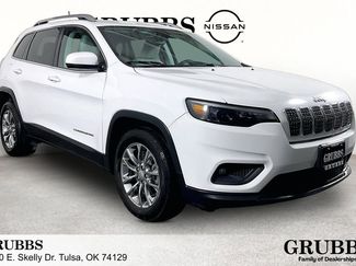 Used 2020 Jeep Cherokee Latitude Plus w/ Comfort/Convenience Group FWD video 1
