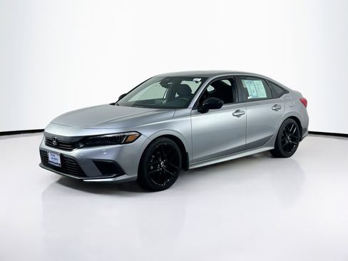 Used 2022 Honda Civic Sport image 1
