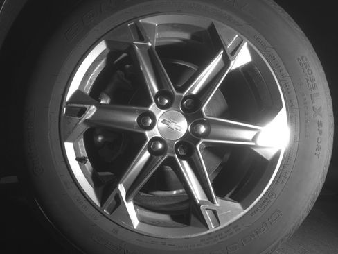 Used 2025 Chevrolet Blazer LT FWD image 12