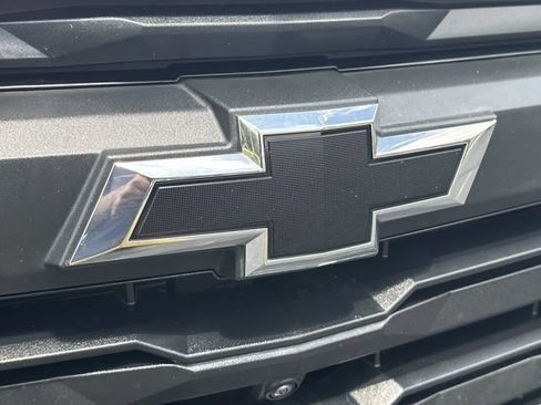 Used 2024 Chevrolet Colorado Trail Boss w/ Technology Package AWD/4WD image 28