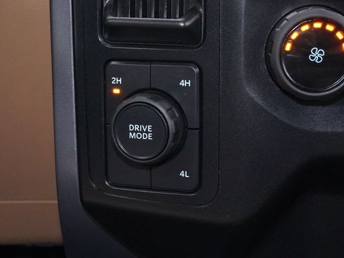 Used 2023 Ford F150 XLT AWD/4WD image 18