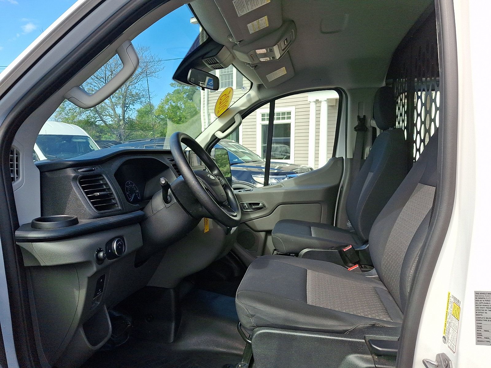 Used 2025 Ford Transit 250 Low Roof w/ Exterior Upgrade Package RWD image 14