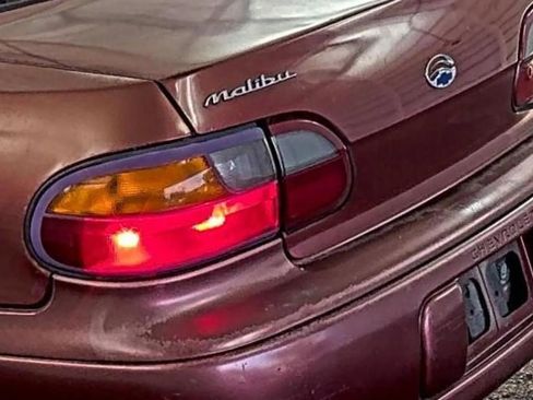 Used 2003 Chevrolet Malibu V6 image 6