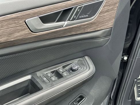 New 2026 Volkswagen Atlas SEL Premium R-Line image 13