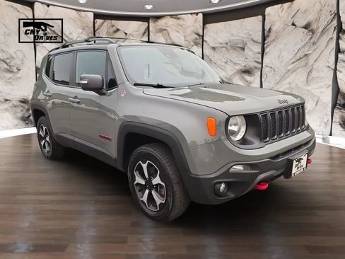Used 2021 Jeep Renegade Trailhawk AWD/4WD image 3