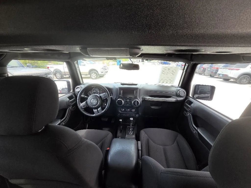 Used 2016 Jeep Wrangler Unlimited Sport w/ Quick Order Package 24S AWD/4WD image 24