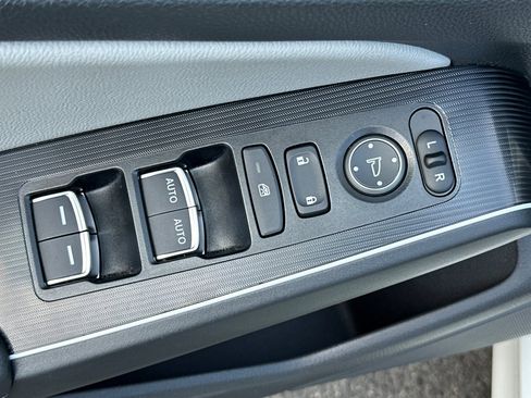 Used 2025 Honda Civic Sport Touring image 17