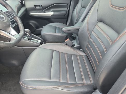 Used 2020 Nissan Kicks SR w/ SR Premium Package FWD image 15