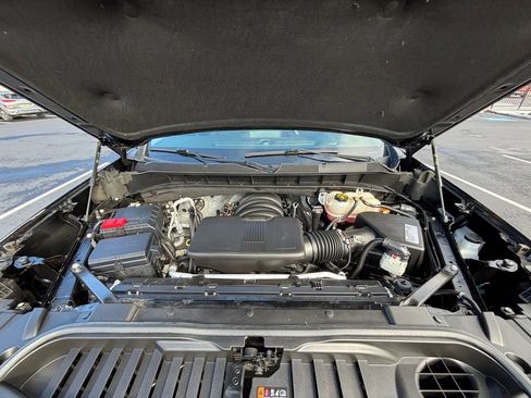 Used 2021 Chevrolet Silverado 1500 LTZ w/ LTZ Premium Package AWD/4WD image 30