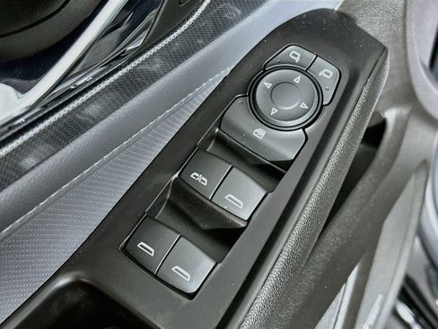 Used 2019 Chevrolet Traverse Premier AWD/4WD image 18