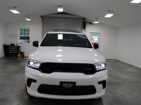 Used 2024 Dodge Durango GT AWD/4WD image 3
