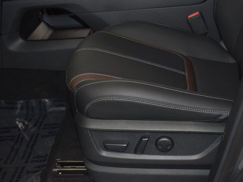 New 2026 Nissan Armada SL image 16