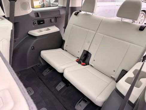 Used 2024 Hyundai Santa Fe Calligraphy image 39