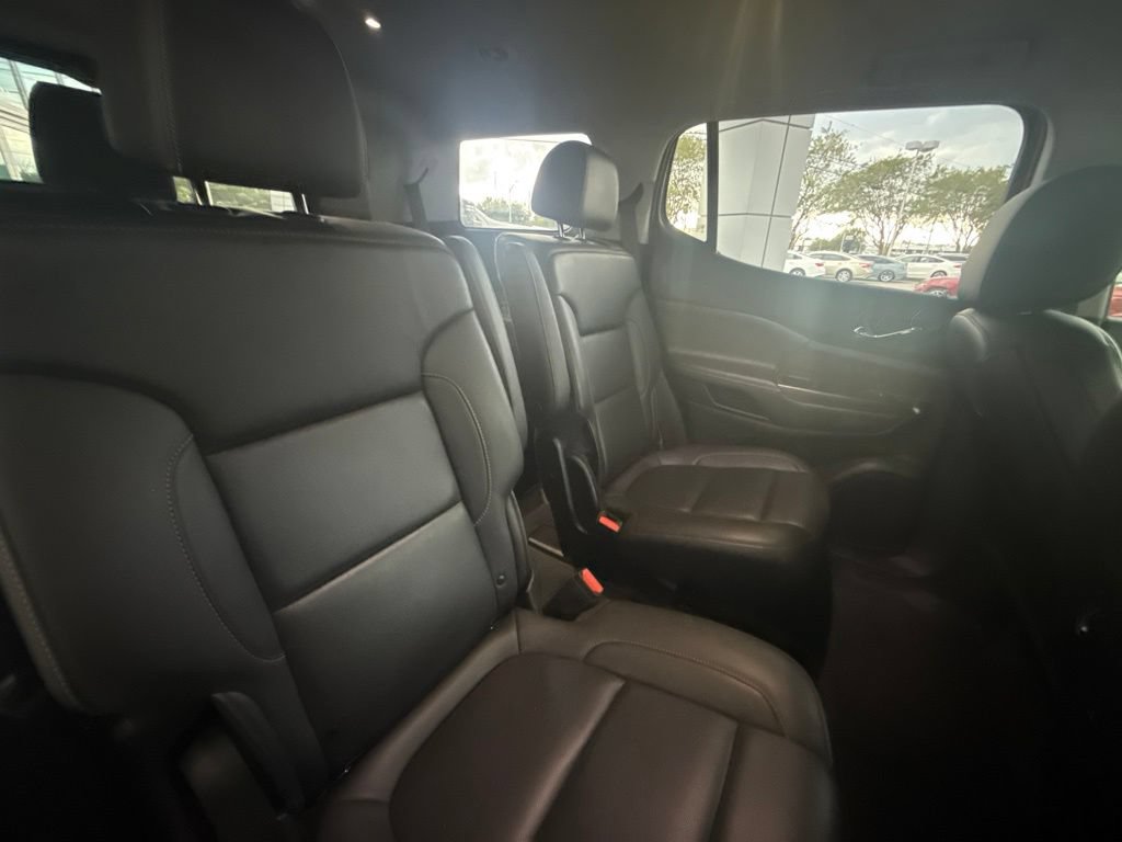 Used 2022 GMC Acadia SLT w/ Preferred Package FWD image 41