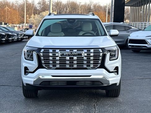 New 2026 GMC Terrain Denali w/ LPO, Black Badging Package image 14