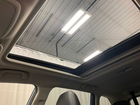 Used 2019 Subaru Forester Touring AWD/4WD image 21