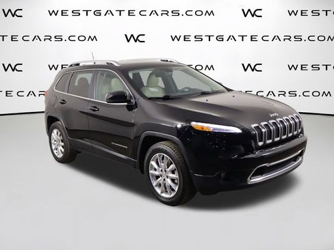 Used 2017 Jeep Cherokee Limited w/ Trailer Tow Group AWD/4WD image 49