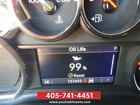 Used 2021 Chevrolet Silverado 1500 LT AWD/4WD image 15