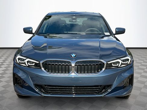 New 2025 BMW 330i Sedan w/ Premium Package image 2