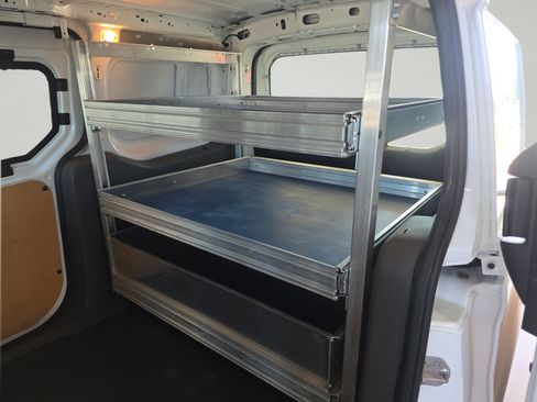 Used 2022 Ford Transit Connect XLT FWD image 23