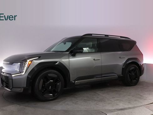 Used 2024 Kia EV9 GT-Line AWD/4WD image 18