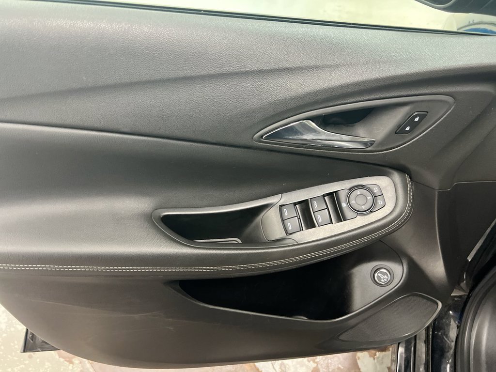 Used 2023 Buick Encore GX Select w/ Experience Buick Package FWD image 21