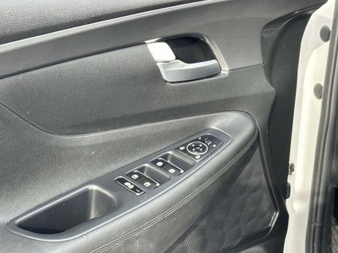 Used 2023 Hyundai Santa Fe SEL image 18