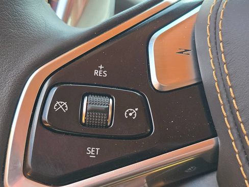 Used 2023 Chevrolet Corvette Stingray Premium Conv w/ Z51 Performance Package RWD image 30