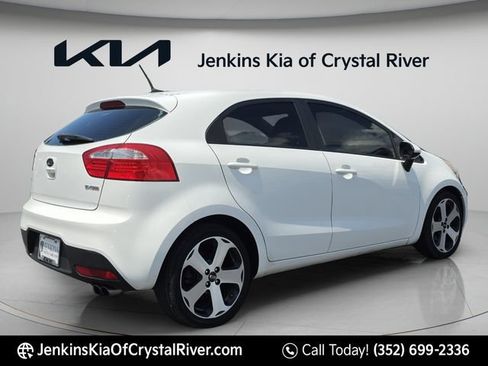 Used 2012 Kia Rio SX FWD image 5