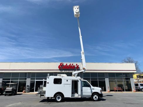Used 2019 Ford E-350 and Econoline 350 Super Duty image 49