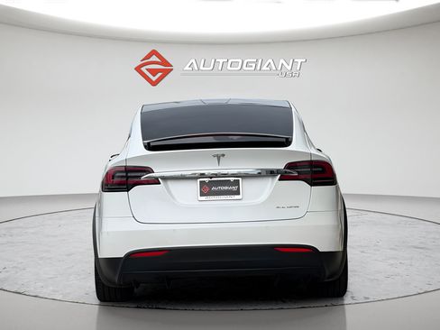 Used 2020 Tesla Model X Long Range AWD/4WD image 16