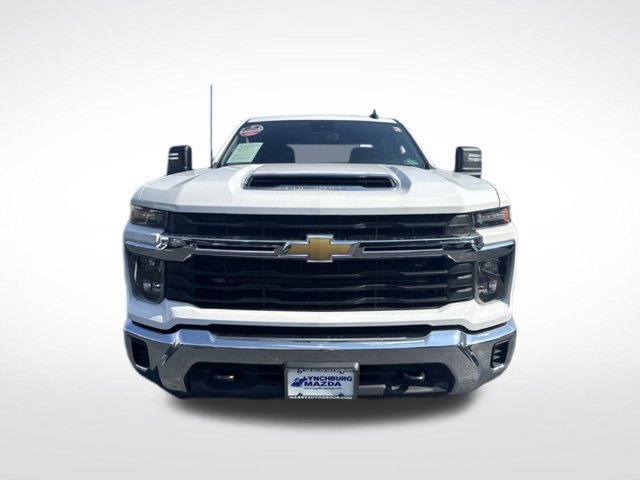 Used 2024 Chevrolet Silverado 2500 LT AWD/4WD image 10