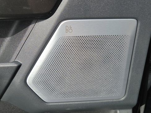 Used 2021 Ford F150 Lariat w/ Equipment Group 502A High image 37