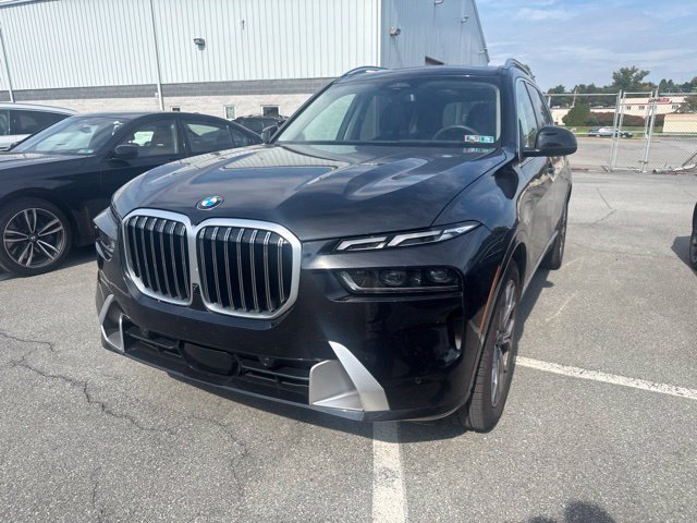 Certified 2026 BMW X7 xDrive40i w/ Premium Package AWD/4WD image 4