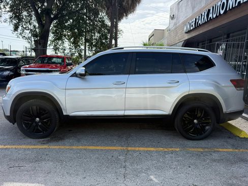 Used 2019 Volkswagen Atlas SEL FWD image 4