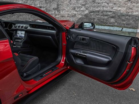 Used 2020 Ford Mustang Shelby GT350R w/ GT350R Equipment Group 920A image 15