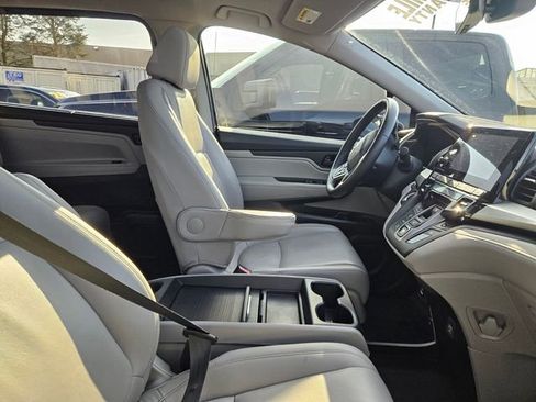 Used 2021 Honda Odyssey EX-L image 10
