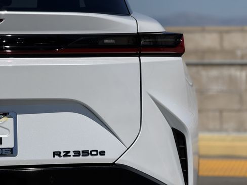 New 2026 Lexus RZ 350e RZ 350e Premium image 12