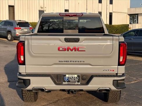 Certified 2024 GMC Sierra 1500 AT4 w/ Technology Package AWD/4WD image 10